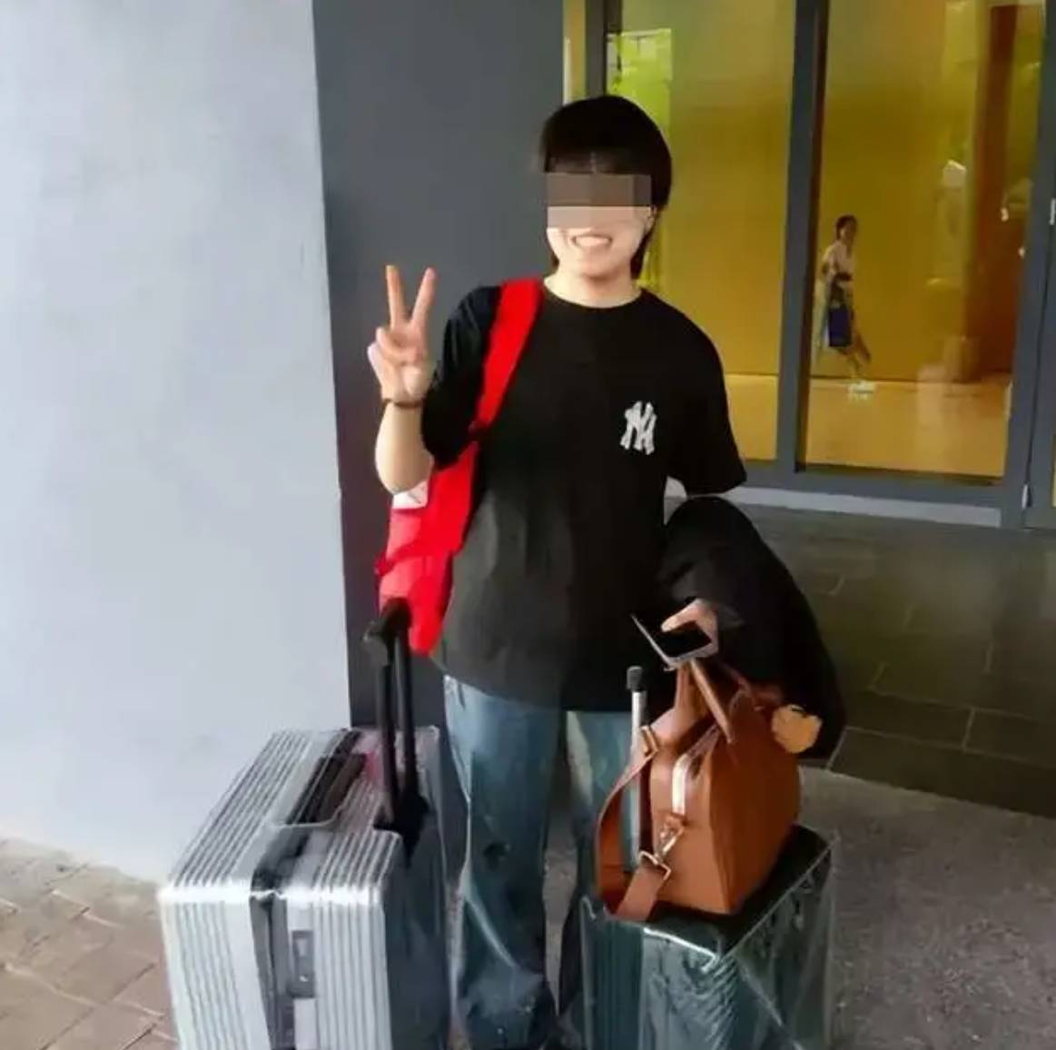 皇冠信用网如何注册_20岁中国留学生赴马来西亚9天遭诈骗皇冠信用网如何注册，怕连累家人从39楼跳下