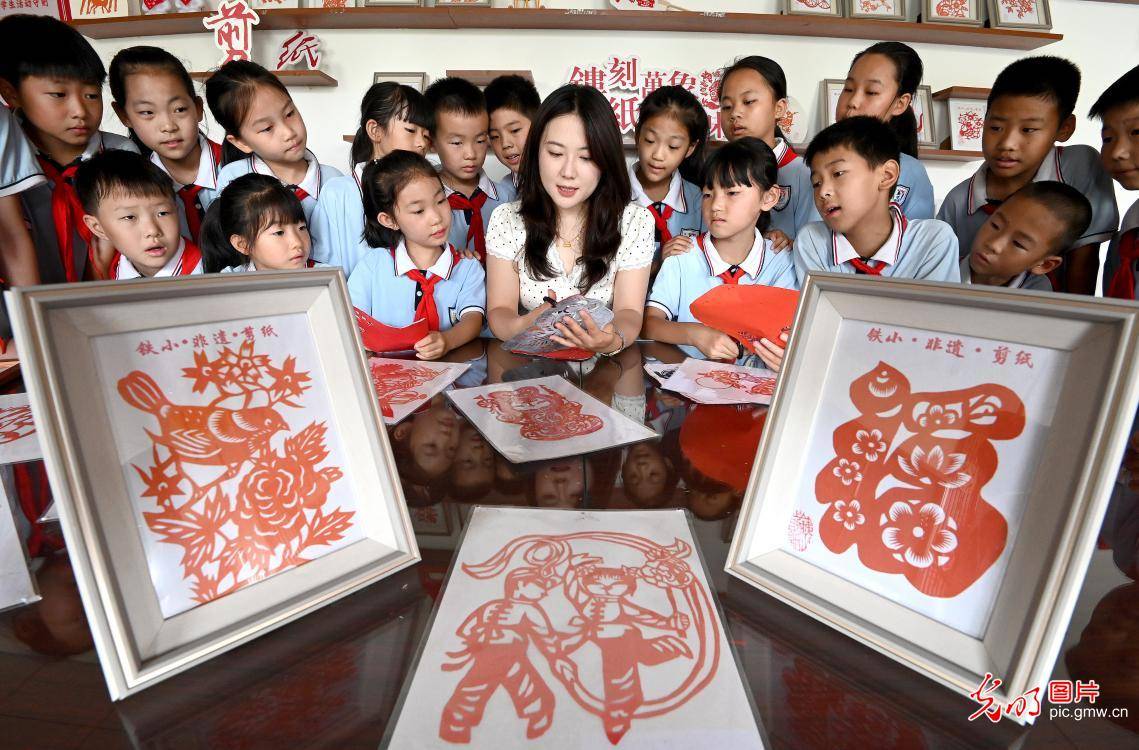 皇冠信用網注册网址_【文化和自然遗产日】非遗薪火代代传 匠心接力续华章