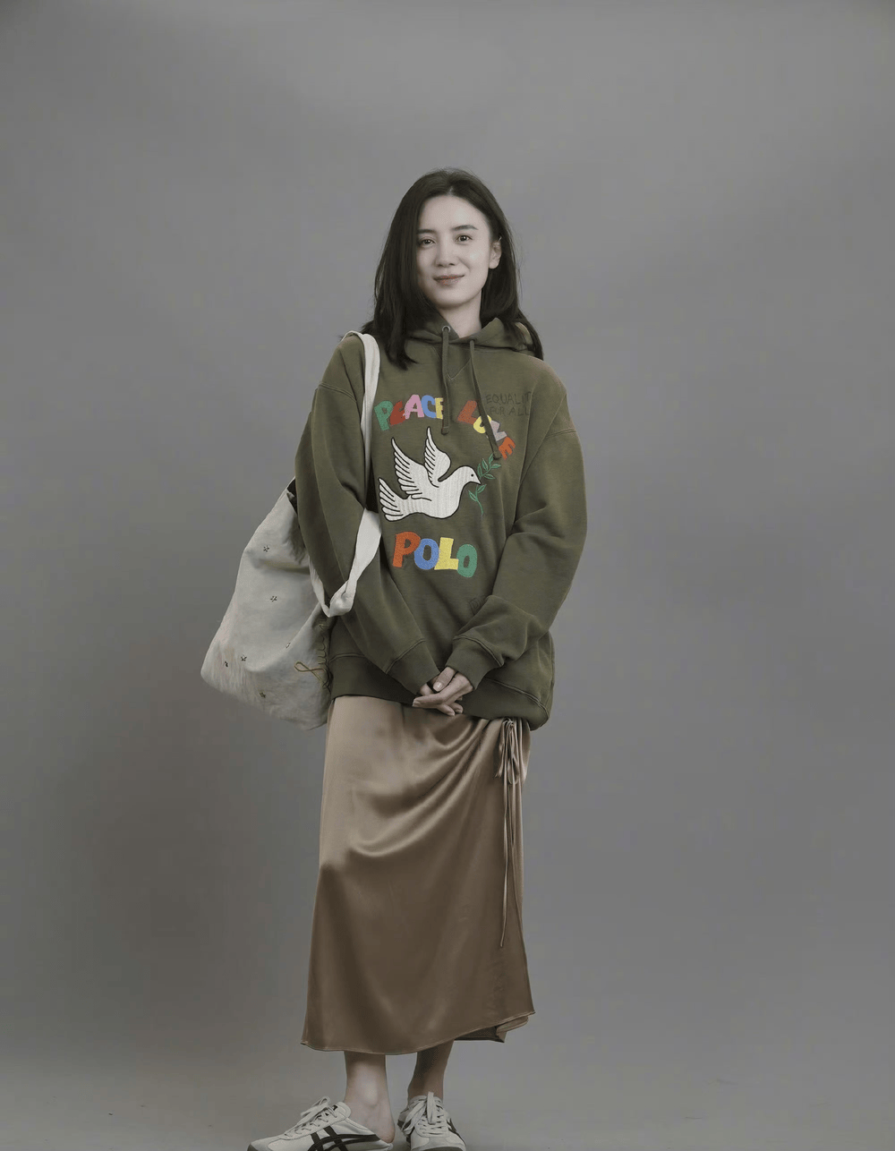 皇冠皇冠信用网平台
_年轻人正在用丑鞋踹翻全世界