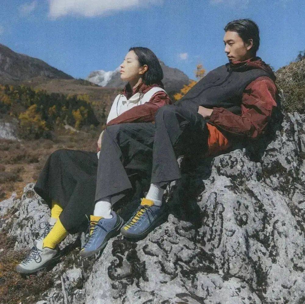 皇冠皇冠信用网平台
_年轻人正在用丑鞋踹翻全世界