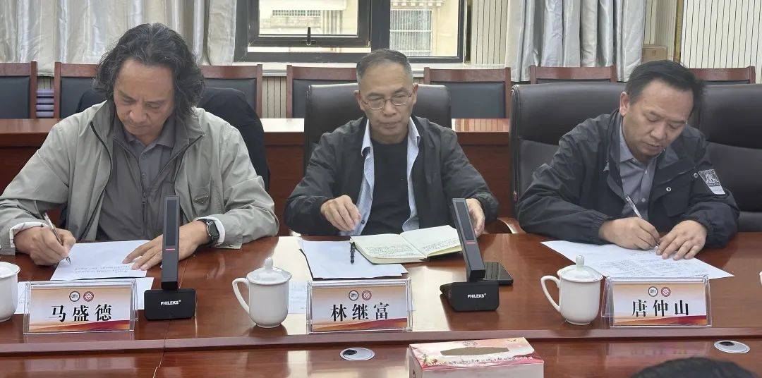 皇冠信用平台出租出售
_州文体旅游广电局召开国家级藏族文化(玉树)生态保护区建设工作座谈会