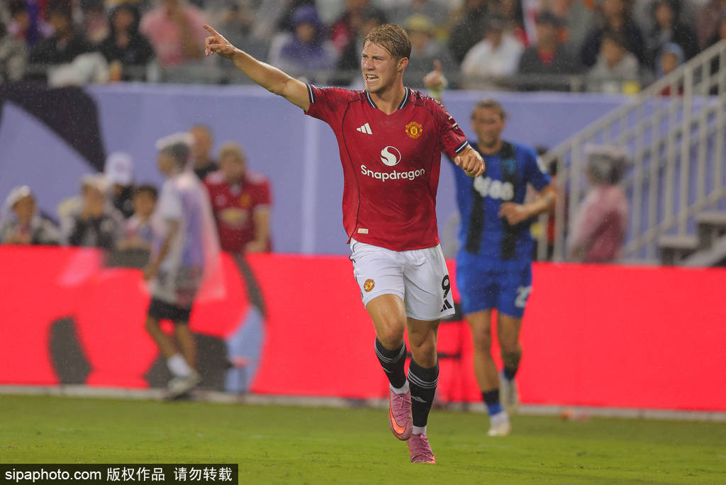 皇冠信用网登2代理
_季前赛-霍伊伦破门德利赫特乌龙 多古传射曼联4-1伯恩茅斯