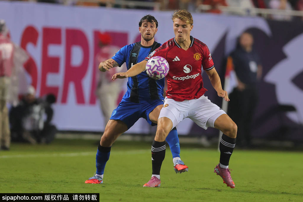 皇冠信用怎么租_曼联大胜伯恩茅斯：阿莫林新政初见成效