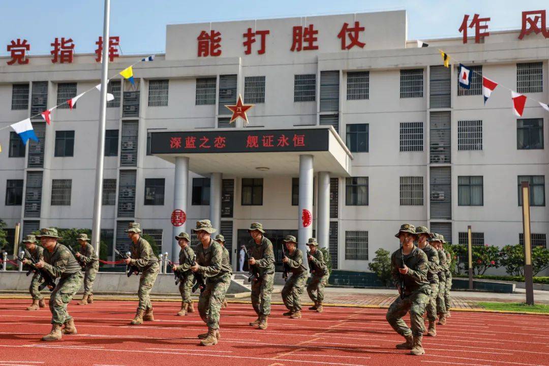 英格兰超级联赛_恭喜英格兰超级联赛，他们结婚了！