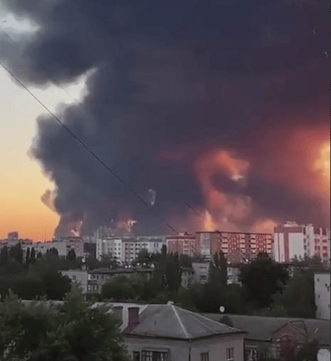 信用網皇冠申请注册_报复不隔夜！仅24小时信用網皇冠申请注册，俄军炸碎阿塞拜疆投资，17个油罐被毁引发国际关注