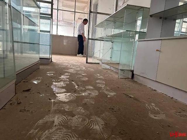 皇冠信用盘如何申请_一个村医与县卫健局的拉锯战：举报后被指非法行医皇冠信用盘如何申请，以及悬而未决的复议决定