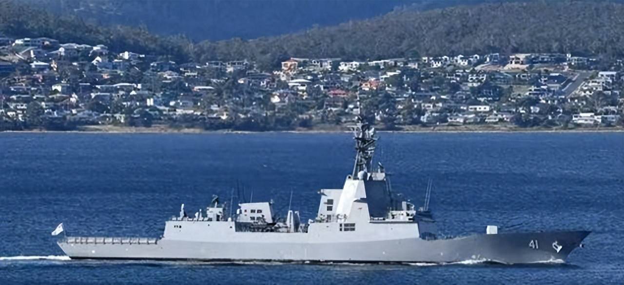 华保斯vs法尔肯贝里 | 加拿大军舰强闯台海华保斯vs法尔肯贝里，仅过了一天，加方便主动向中国示好